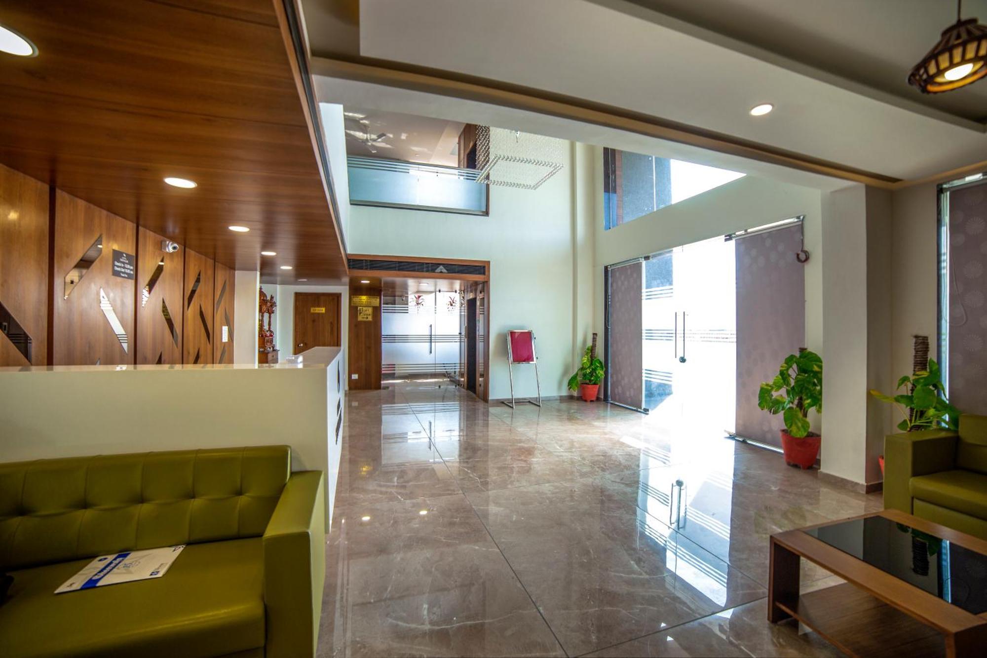 Hotel Shivalik - Mehsana Mahesana 외부 사진