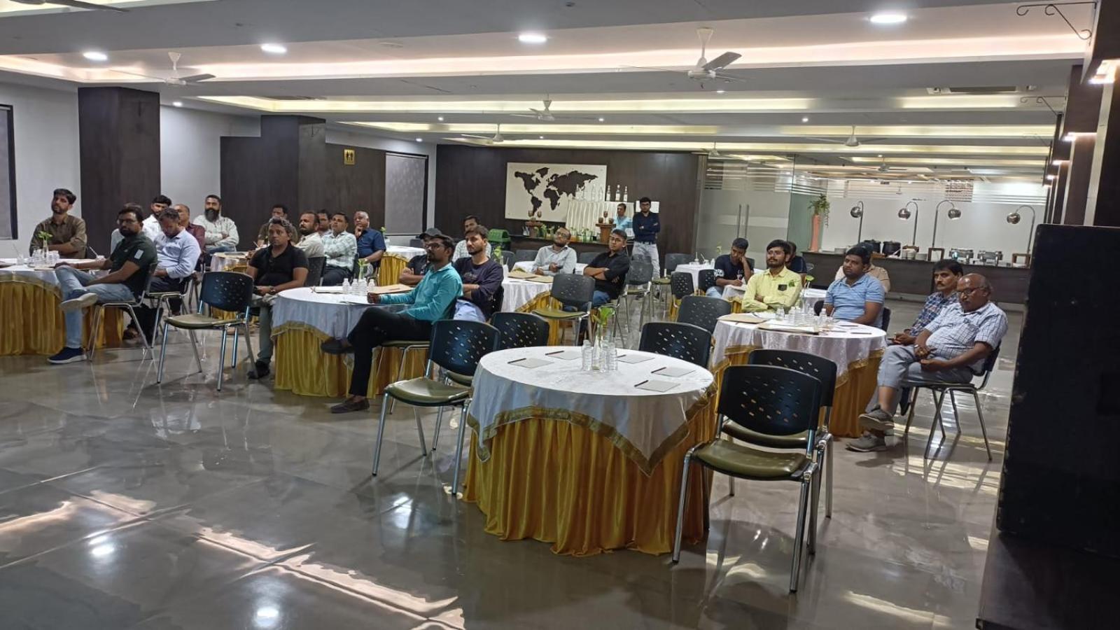 Hotel Shivalik - Mehsana Mahesana 외부 사진